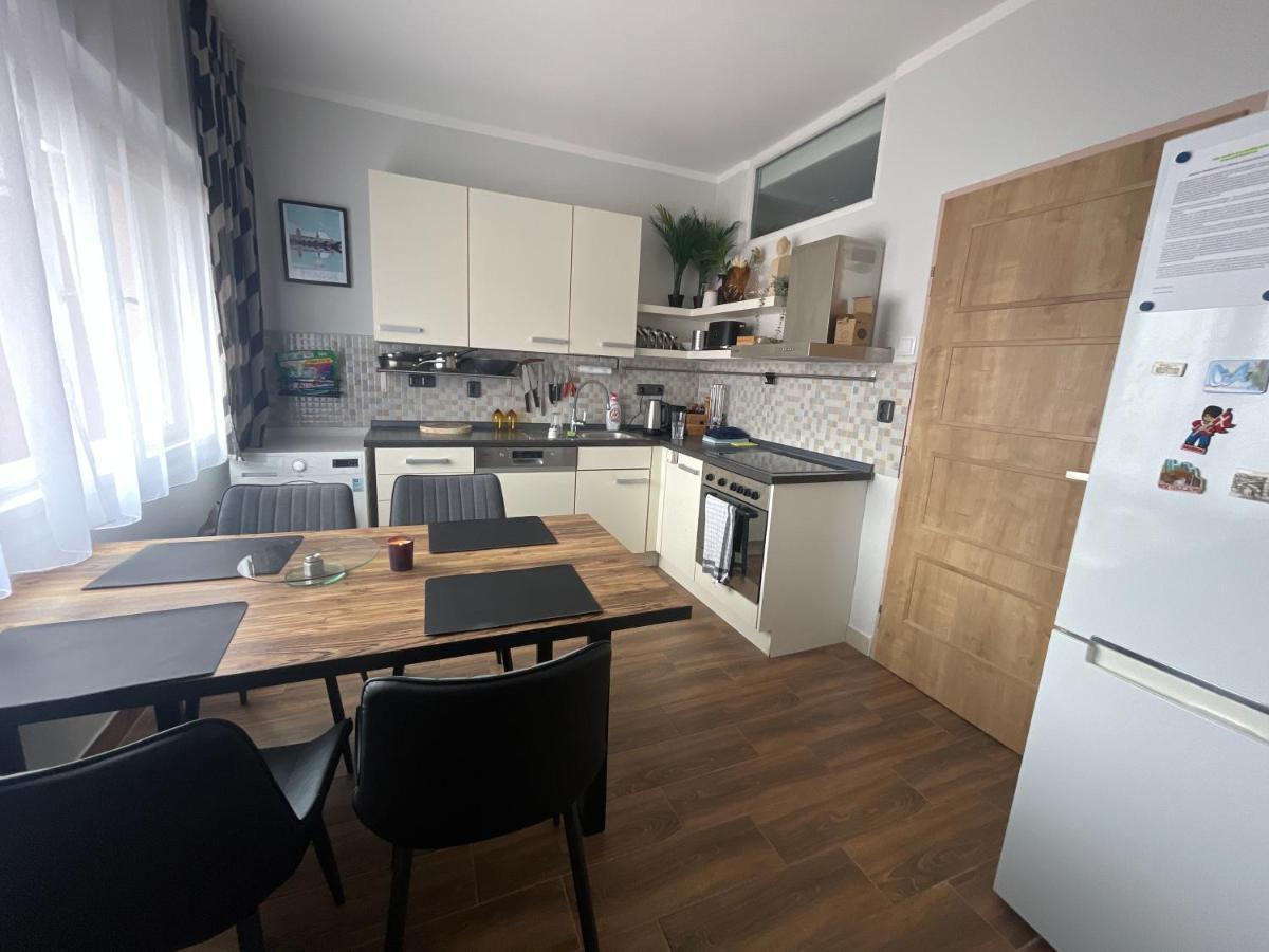 Andel Apartment With Terrace Praga Zewnętrze zdjęcie