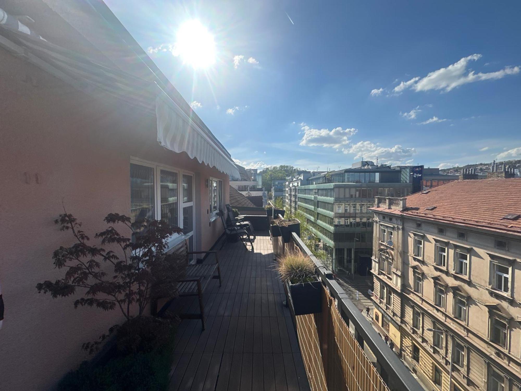 Andel Apartment With Terrace Praga Zewnętrze zdjęcie